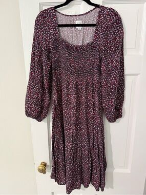 GAP Maternity Women's Floral Smocked Midi Dress in Burgundy Pink